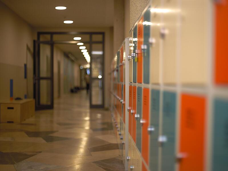 Nach f&uuml;nf Jahren Bauzeit ist die Adalbert-Stifter-Schule in Forchheim nun fertig saniert.  Trotzdem gibt es noch eine Menge zu tun &ndash; nicht nur an diesem Institut.Forchheim & Fr&auml;nkische Schweiz