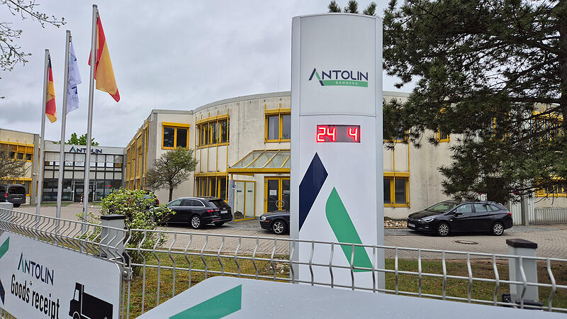 Antolin Bamberg: Der Zulieferbetrieb der Autoindustrie entwickelt und produziert Beleuchtungen für Auto-Innenräume.