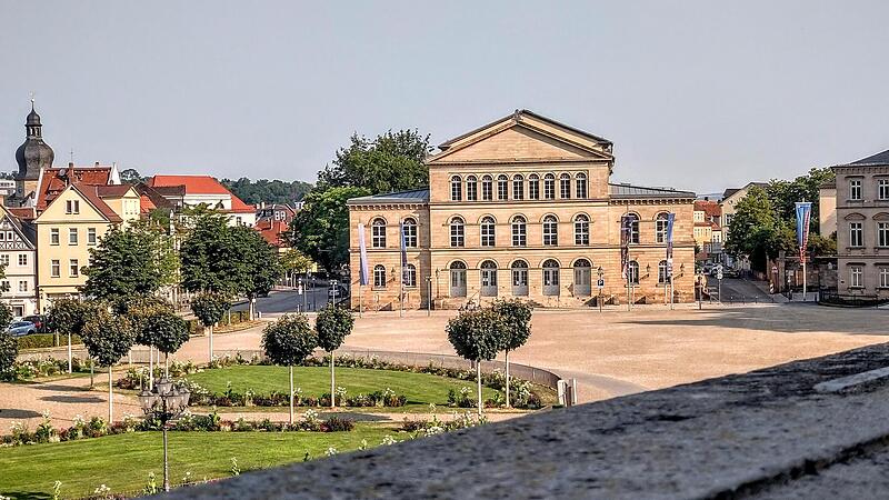 Die Altstadtfreunde Coburg haben eine Online-Petition zur Generalsanierung des Landestheaters gestartet. Die Altstadtfreunde Coburg haben eine Online-Petition zur Generalsanierung des Landestheaters gestartet.