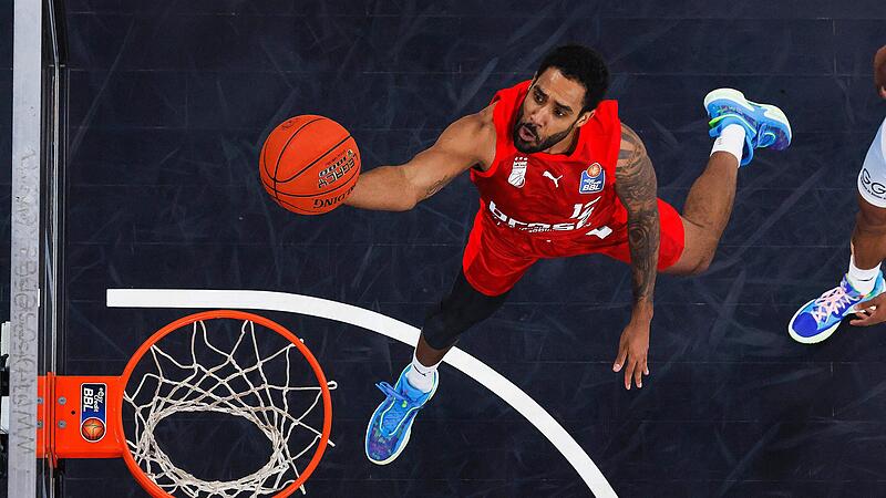 In seinem ersten Spiel im Bamberger Trikot war Gerel Simmons mit 20 Punkten gleich Topscorer.