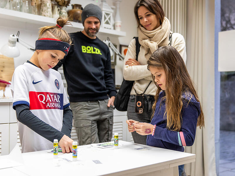Strahlende Kinderaugen: Die Himmelswerkstatt des Fränkischen Tags in Forchheim lockte viele Familien und Kinder.