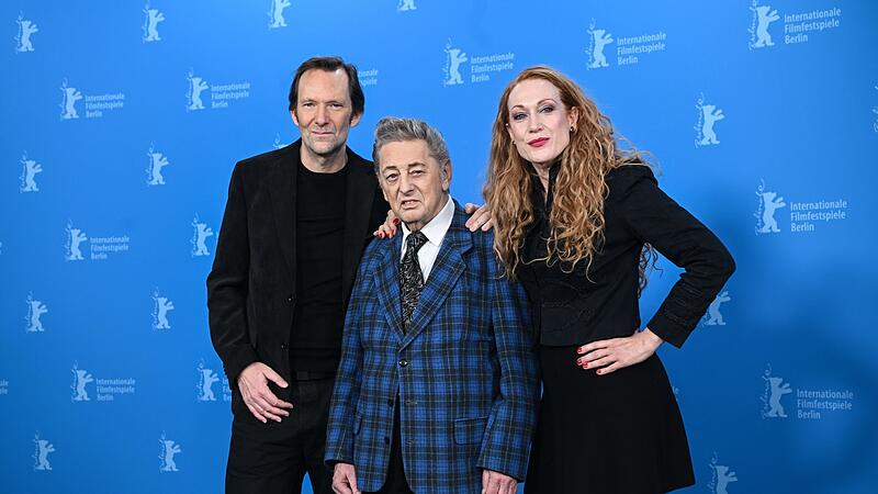 76. Berlinale - Photocall "The Loneliest Man in Town"