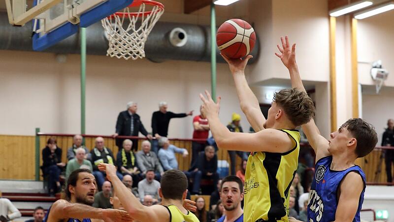 Tröster gg Veitshöchheim 221125 05 C Stephan