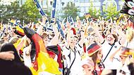 Ab Sonntag gibt es vielerorts Public Viewing. Ab Sonntag gibt es vielerorts Public Viewing.