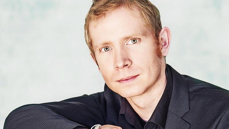 Professor Radoslaw Szarek.