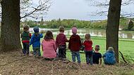Ausflüge über Wiesen und in den Wald (hier mit Blick auf die Etzelskirchener Weiher) gehören für die künftigen Kinder des Naturkindergartens „Himmelszelt“ dazu. Ausflüge über Wiesen und in den Wald (hier mit Blick auf die Etzelskirchener Weiher) gehören für die künftigen Kinder des Naturkindergartens „Himmelszelt“ dazu.