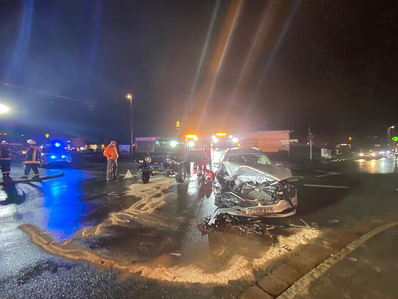 Unfall an der Media-Markt-Kreuzung