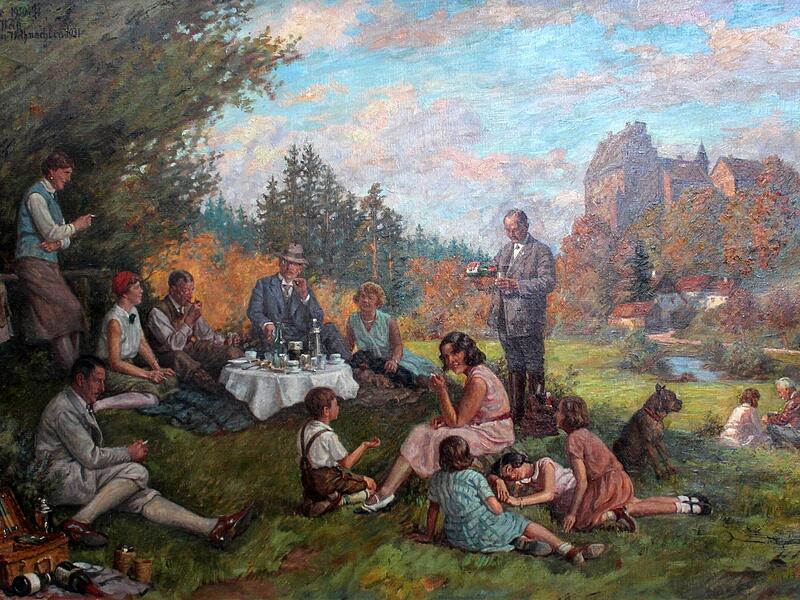 1931 ließ sich Fritz Hornschuch mit seiner Frau Minnalotte und Freunden von Michel Weiß bei einem Picknick im Wiesenttal in der Fränkischen Schweiz malen. Das Ehepaar befindet sich rechts am Tisch. 1931 ließ sich Fritz Hornschuch mit seiner Frau Minnalotte und Freunden von Michel Weiß bei einem Picknick im Wiesenttal in der Fränkischen Schweiz malen. Das Ehepaar befindet sich rechts am Tisch.