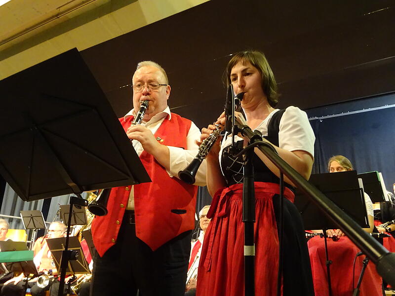 Böhmischer Abend Schorgasttaler Blasmusik 2025 Jürgen Friedrich und Claudia Goller glänzten bei ihrem Solostück.