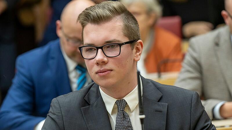 Anzeige abgeschmettert: Vergeblich hatte der AfD-Politiker Daniel Halemba mit einem Gegenangriff auf Ermittlungen gegen ihn reagiert. Anzeige abgeschmettert: Vergeblich hatte der AfD-Politiker Daniel Halemba mit einem Gegenangriff auf Ermittlungen gegen ihn reagiert.