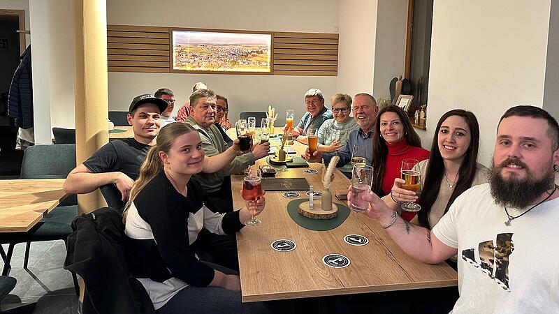 Stichwahl Reichenbach Bild Wahlparty B&uuml;rgerliste