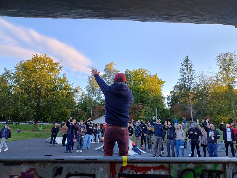 Vor zwei Jahren fand bereits ein Event am Skatepark statt. Dies soll nun gr&ouml;&szlig;er aufgezogen werden, um Spenden f&uuml;r Jonas Hikel zu generieren.