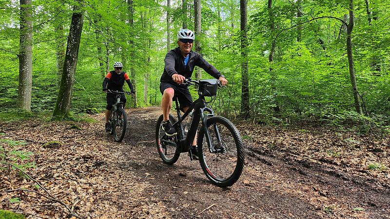 Die Strecke durchs Tal in Münnerstadt nach Bad Kissingen ist ein Traum. Und wird an einer Stelle zum Albtraum, wenn's geregnet hat - für Mountainbiker ist das natürlich ein Fest.