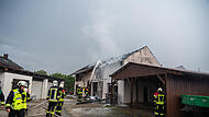 Schwere Sommergewitter: Blitz schlägt in Pettstadt ein Schwere Sommergewitter: Blitz schlägt in Pettstadt ein