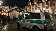 Polizei zeigt Präsenz auf dem Coburger Weihnachtsmarkt.