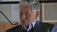 Alfred Stühler kam im Jahr 2013 aus Wien in seine einstige Heimatstadt Hammelburg. Unter anderem berichtete er damals im Frobenius-Gymnasium von seinen Erlebnissen als Jugendlicher unter nationalsozialistischer Herrschaft.