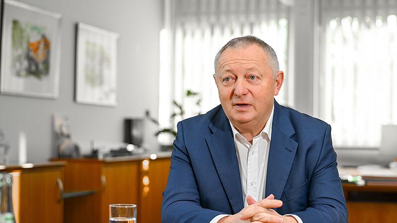 Sorgenvoller Blick: Bad Kissingens Landrat Thomas Bold.