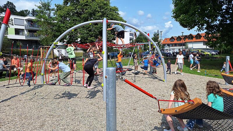 Mehrgenerationenplatz in Bad Br&uuml;ckenau eingeweiht