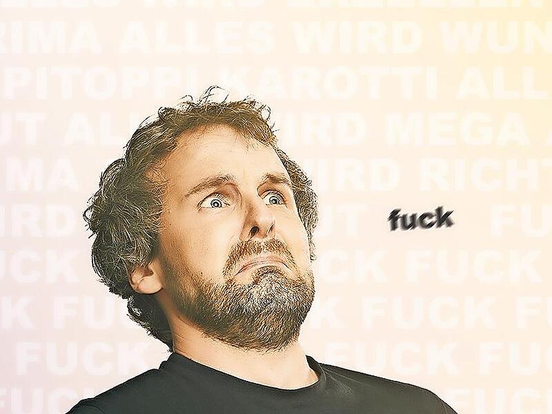 Tino Bomelino pr&auml;sentiert in seinem Programm Stand-up-Comedy und Songs.