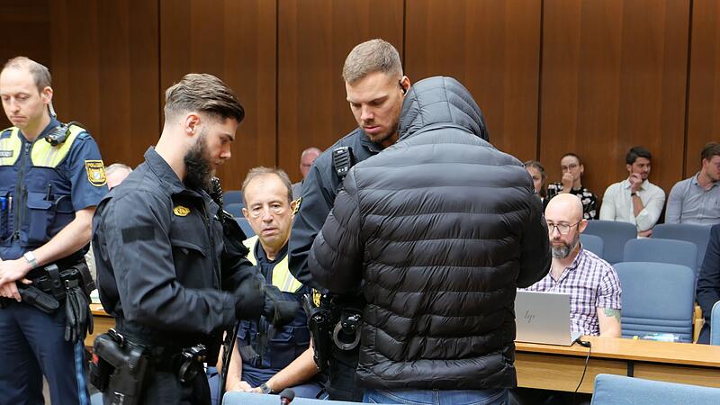 Prozess gegen mutmaßliche Mitglieder einer Schleuserbande