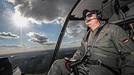 Jörg Herrmannsdörfer (42) fliegt für den Verein Luftrettungsstaffel Bayern über ganz Oberfranken. Foto: Matthias Hoch