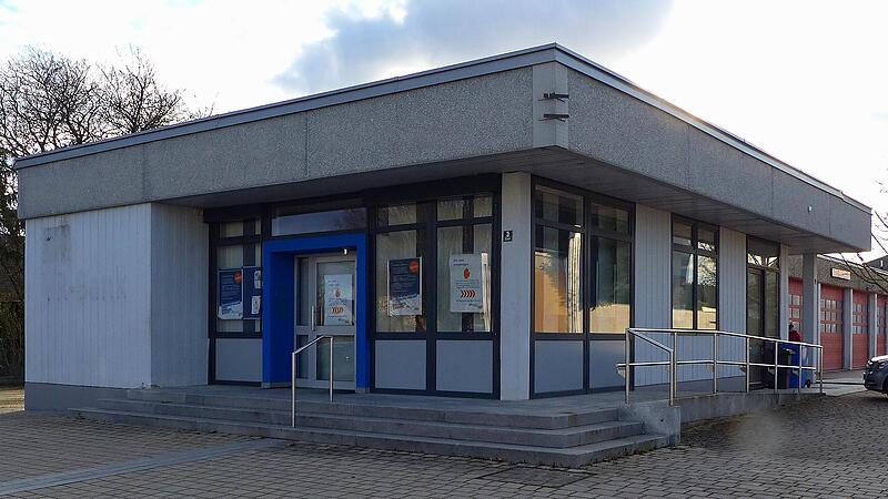 Das ehemalige Bankgeb&auml;ude im Gemeindezentrum von Oerlenbach soll zum "Haus der Mitte umgebaut werden. Versammlungen und Sitzungen k&ouml;nnten dort stattfinden. Auch dieses Projekt wurde im Umfeld der Haushaltsberatungen angesprochen.