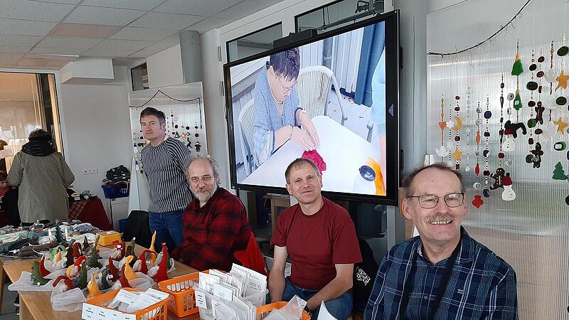 Handwerkliches und Selbstgemachtes gab es auf dem Weihnachtsmarkt der N&uuml;dlinger Werkstatt der Lebenshilfe.