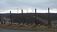 Der regionale Planungsverband Main-Rhön wird in der Fortschreibung des Regionalplans zwei Flächen im Bereich Altreichthal zur Nutzung für Windenergie ausweisen (im Bild: bestehende Windkraftanlagen in Ramsthal).