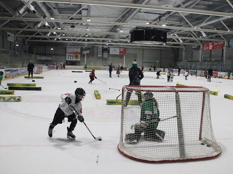 Um 5.30 Uhr ist Treffpunkt: Das Fr&uuml;h-Training der Young Alligators ist gut besucht.