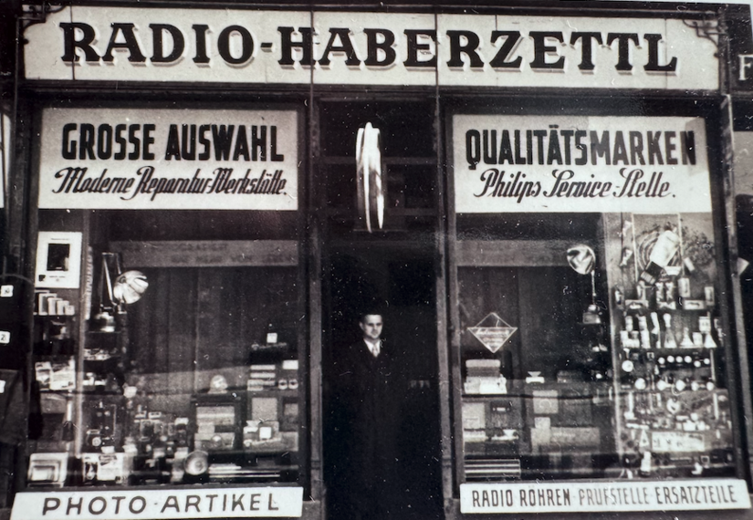 Firmengr&uuml;nder Adolf Haberzettl in Karls Bad: Radio Haberzettl in Herzogenaurach blickt auf eine 95 Jahre alte Firmentradition zur&uuml;ck.