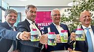 Ministerpräsident Markus Söder (2. v. l.) und Innenminister Joachim Herrmann haben sich gemeinsam mit Siemens-Finanzvorstand Ralf Thomas (r.) und FAU-Präsident Joachim Hornegger (l.) für die Stadt-Umland-Bahn ausgesprochen.