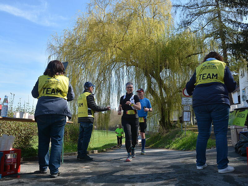 Bilderstrecke vom Saaletal-Marathon in RamsthalSaaletal-Marathon in Ramsthal