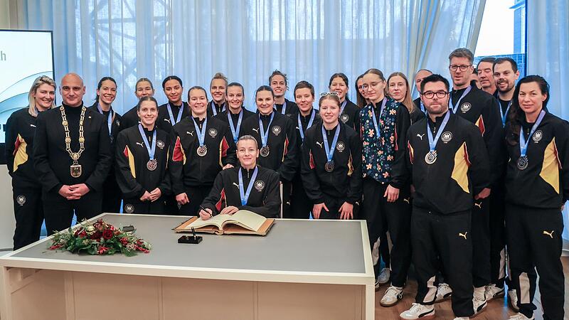 Empfang des deutschen Teams im Dortmunder Rathaus