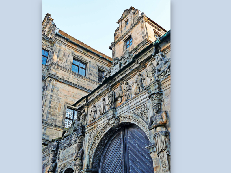 Alte Hofhaltung Bamberg Die Alte Hofhaltung selbst – hier die Schöne Pforte – ist in der Ausstellung das wichtigste Exponat.