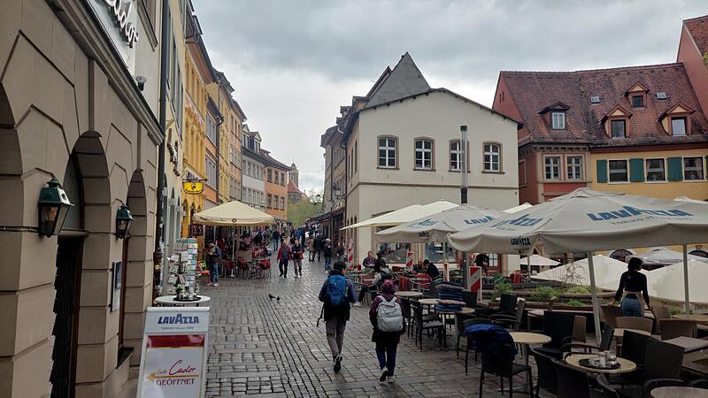 Obere Br&uuml;cke Bamberg Au&szlig;enbestuhlung