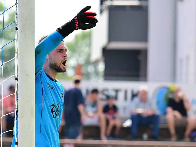Benedikt Willert hatte wie der gesamte FC Eintracht Bamberg keinen leichten Start in die Bayernligasaison. Vor der Fahrt nach Erlangen zeigt der Pfeil aber nach oben.