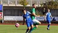 Der TSV Hirschaid um Philipp Dorn (blaues Trikot) empfängt den SC Reichmannsdorf in der nächsten Pokalrunde.