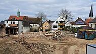 Ein Teil der Brauereigebäude ist abgerissen. Ob und wann die Arbeiten fortgesetzt werden, steht in den Sternen.