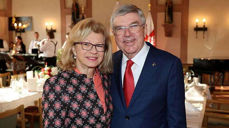 Thomas Bach mit seiner Frau Claudia Bach beim Empfang der Stadt Tauberbischofsheim anlässlich des 70. Geburtstages des IOC-Präsidenten.