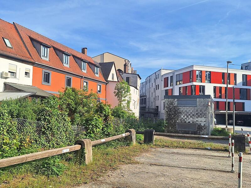 Forchheim Parkplatz hinter der StadtbüchereiForchheim Parkplatz hinter der Stadtbücherei Forchheim Parkplatz hinter der StadtbüchereiForchheim Parkplatz hinter der Stadtbücherei