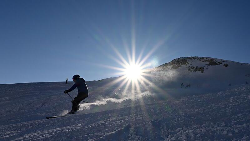 Start der Skisaison an der Zugspitze