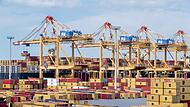 Containerterminal in Bremerhaven