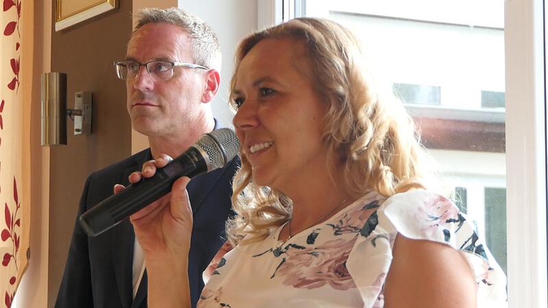 Rauhenebrachs Bürgermeister Matthias Bäuerlein als Kreisvorsitzender der Freien Wähler steht hinter der Kandidatur von Daniela Lang als Bürgermeisterin von Wonfurt.