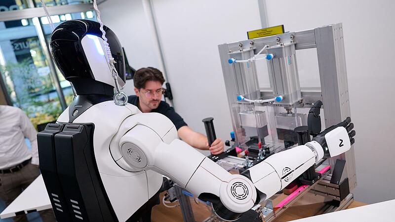 Eröffnung des "TUM RoboGym" Eröffnung des "TUM RoboGym"