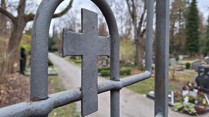 Friedhof Forchheim an der Heimgartenstr.Forchheim & Fr&auml;nkische Schweiz