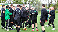 Die Spieler des FC Stockheim feiern ausgelassen die Meisterschaft in der Kreisliga Kronach.