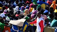 Der Stadtrat von  Lampedusa hat angesichts Tausender neuer Bootsmigranten den Notstand ausgerufen.