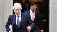 Ex-Premierminister Boris Johnson (links)  ist  als Abgeordneter der konservativen Partei zurückgetreten.