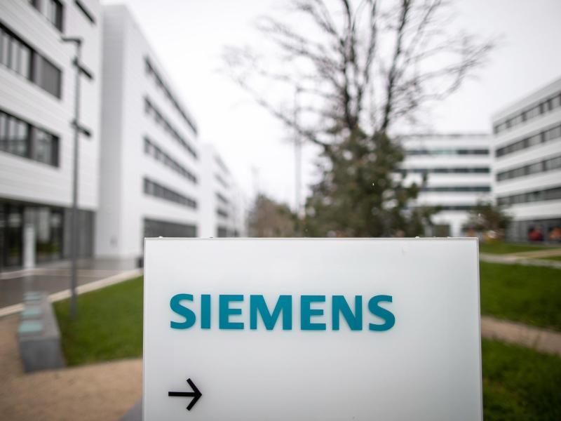 Das Schriftzug-Logo des deutschen Industriekonzerns Siemens