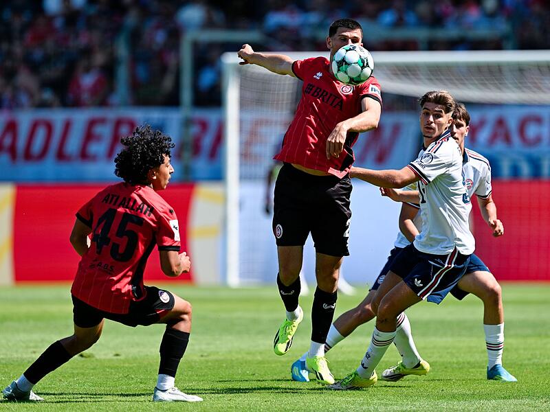 SV Wehen Wiesbaden - FC Bayern München SV Wehen Wiesbaden - FC Bayern München